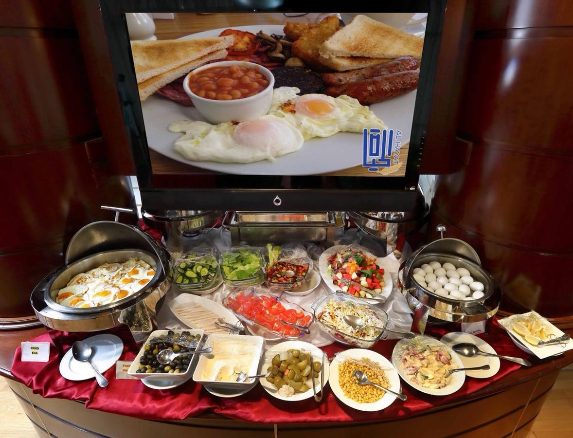 Al Hayat Hotel Suites Шарджа Екстериор снимка